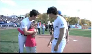 jonasbrotherskickball.jpg