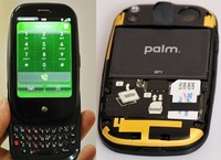palm-pre-gsm-side-by-side.jpg