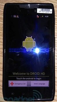 Droid News: Droid HD Photo Shows Big 4.5″ Brother to Droid Bionic