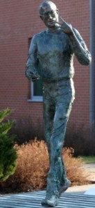 Statue Honors iPhone iPad iConoclast Steve Jobs